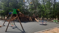 В Курском округе построили новый детский игровой комплекс 