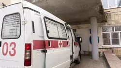 Два санитарных автомобиля получила больница в Курском округе 